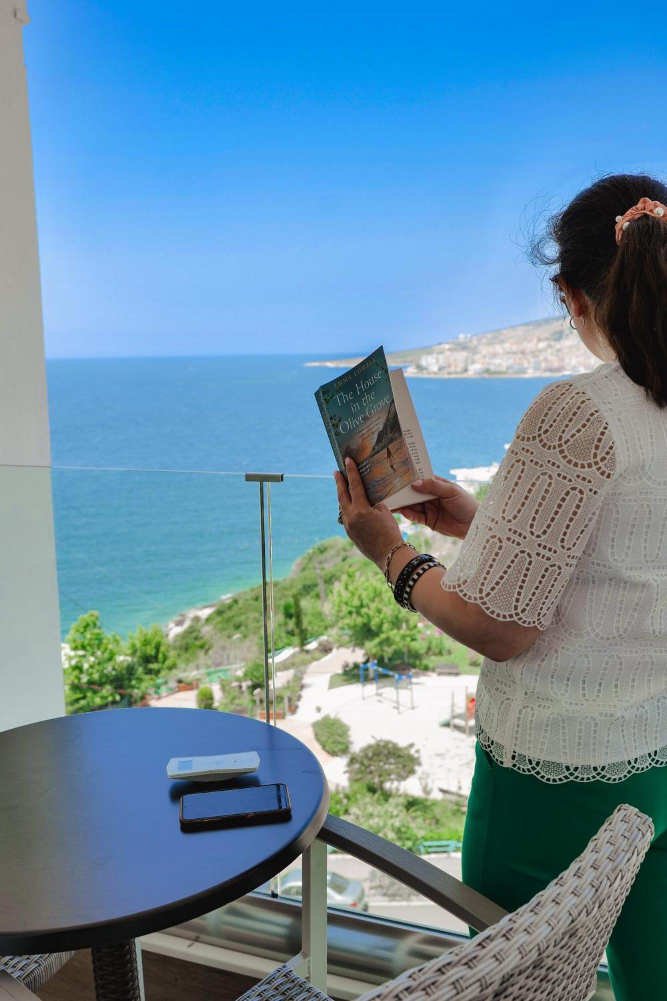 Hotel Oasis Saranda Dış mekan fotoğraf