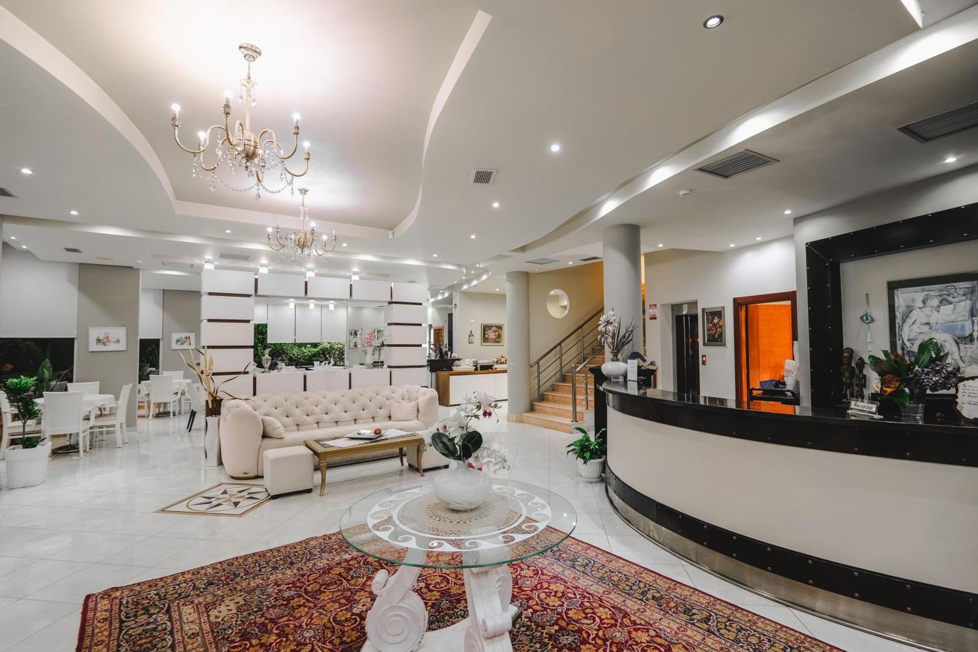 Hotel Oasis Saranda Dış mekan fotoğraf