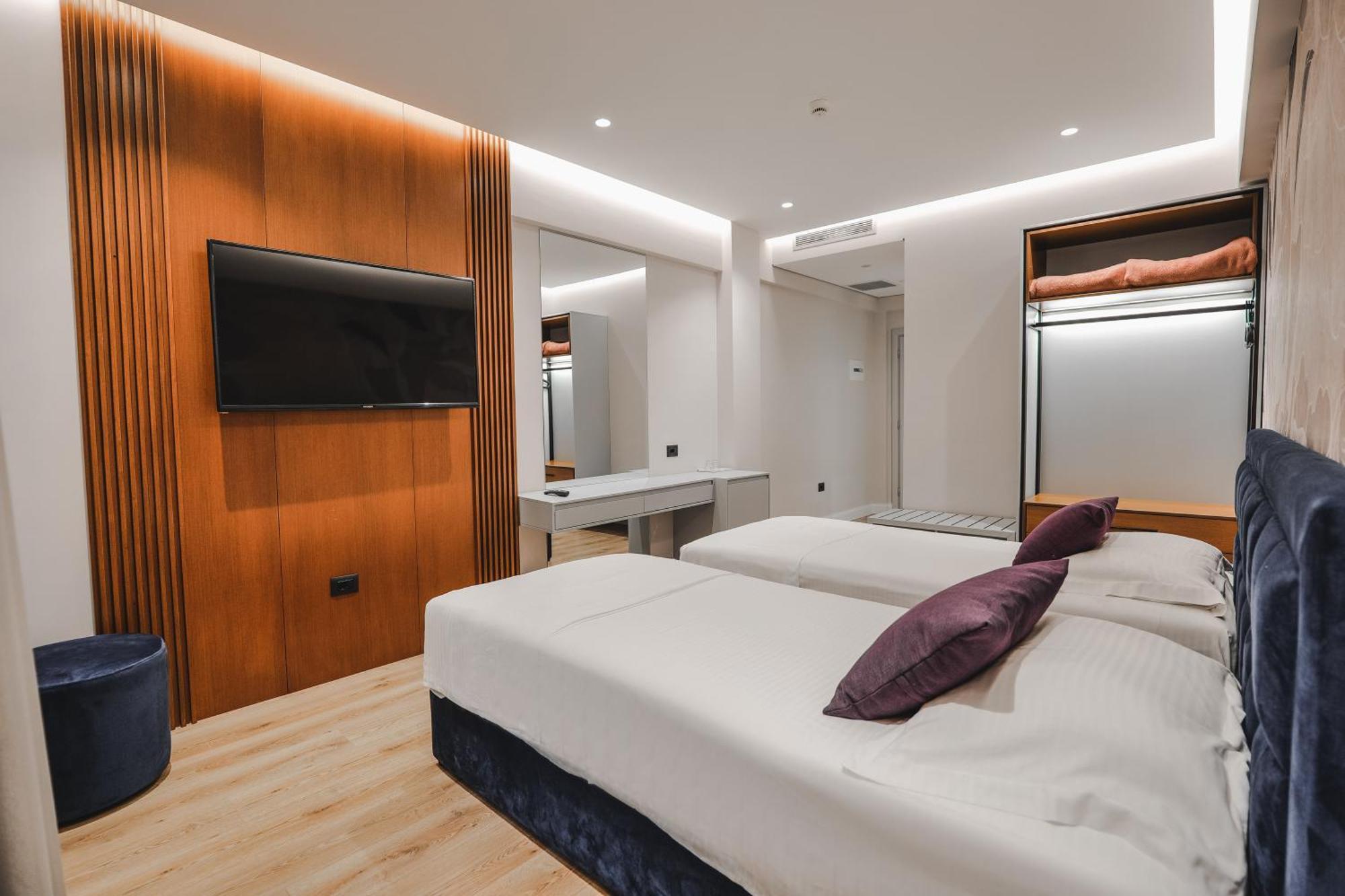 Hotel Oasis Saranda Dış mekan fotoğraf