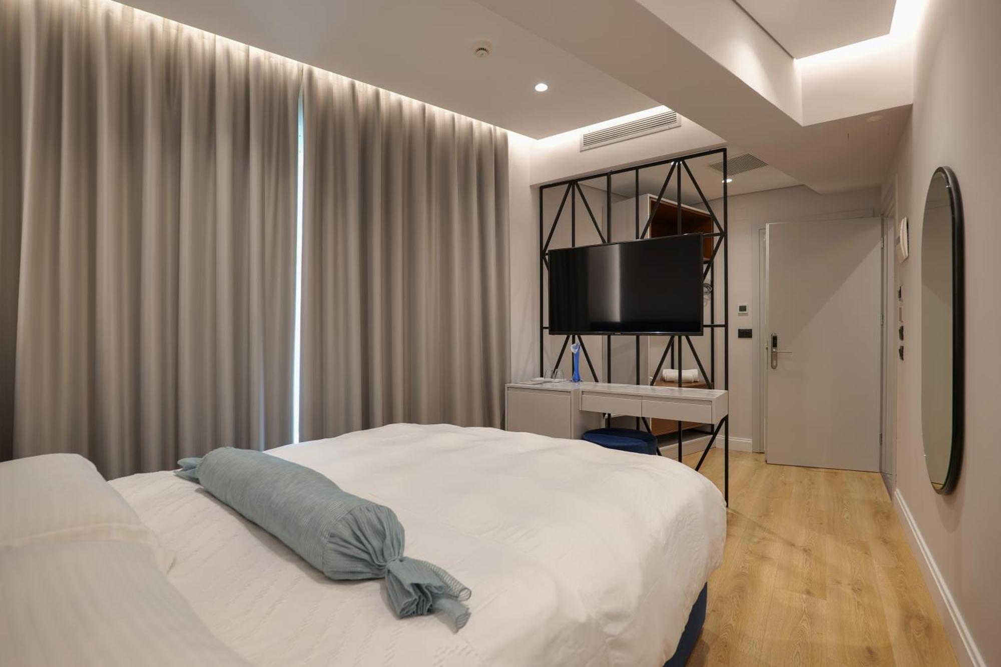 Hotel Oasis Saranda Dış mekan fotoğraf